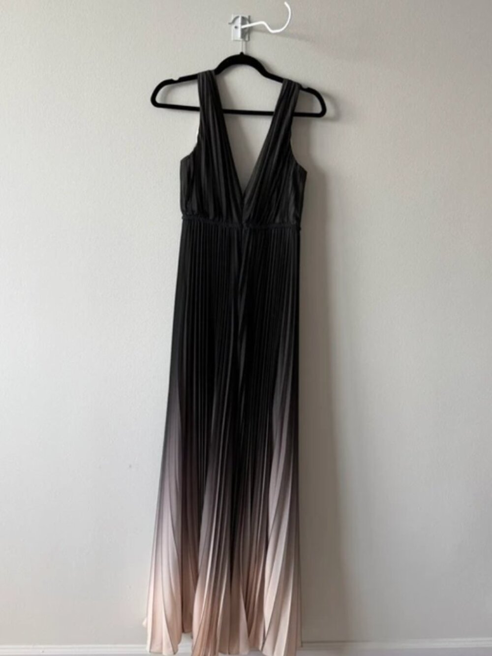 Ungaro Gigi Ombre Ball Gown - Picture 2 of 7